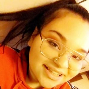 Meet your Posher, Xanthia